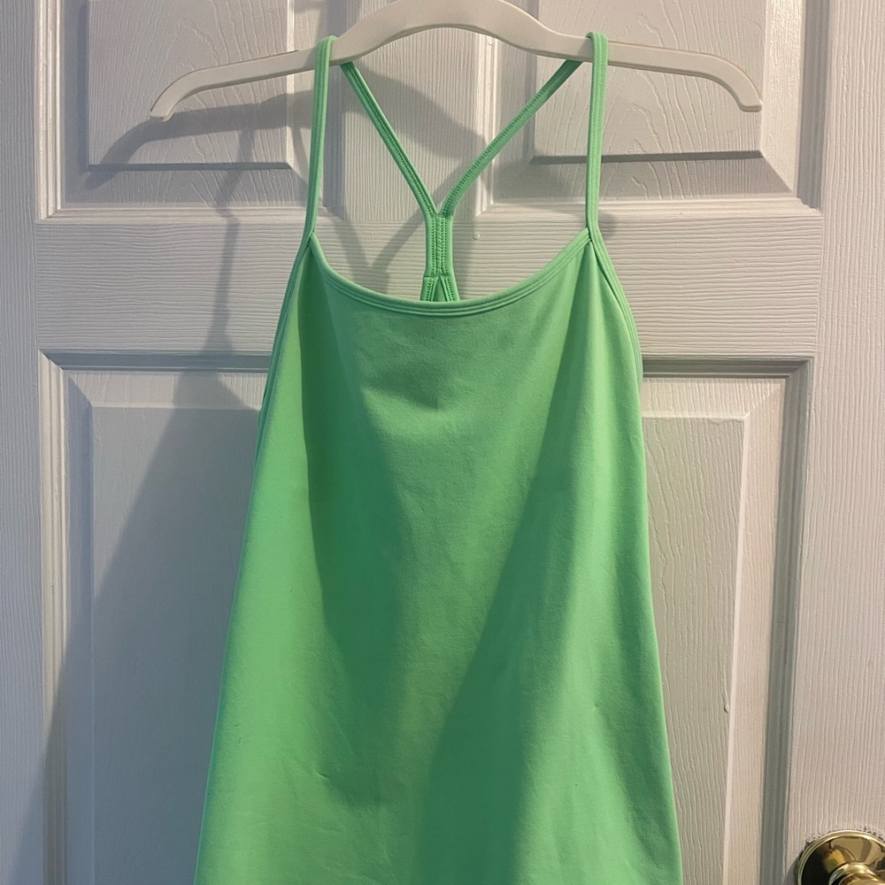 Lululemon tank top 🍋